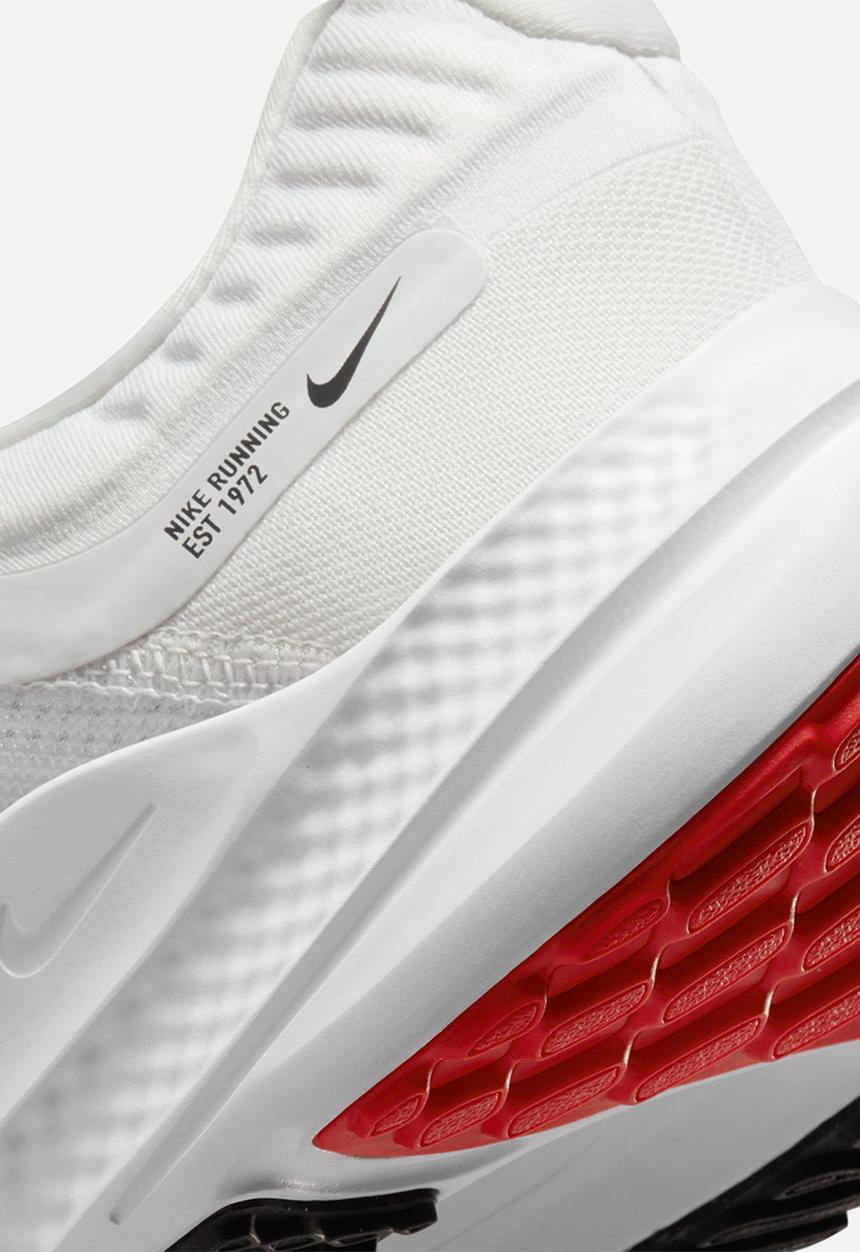 Nike - Quest 5