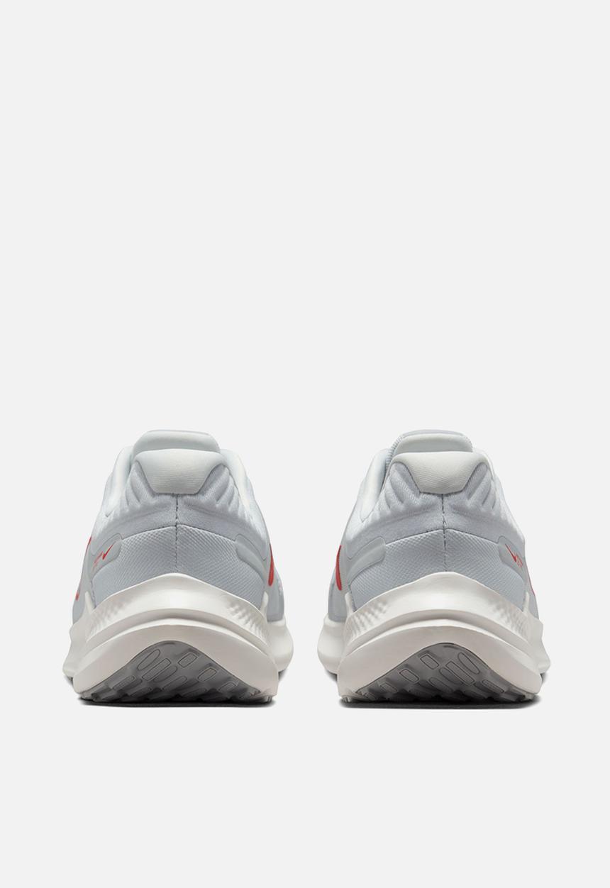 Nike - Nike Quest 5