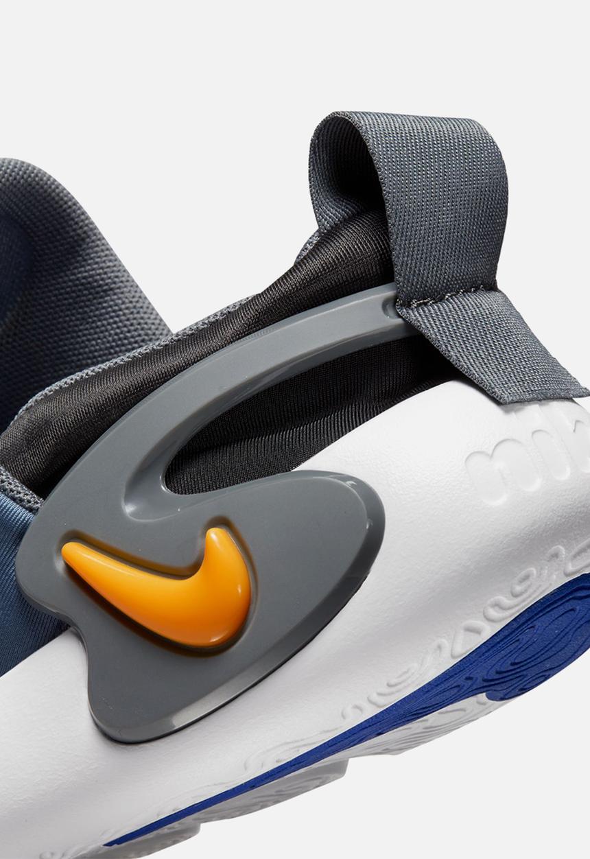 Nike - Nike Dynamo Go 