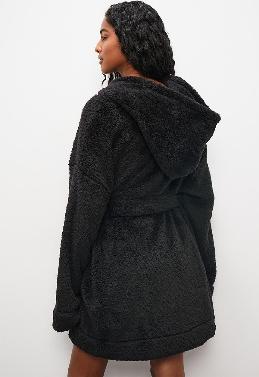 Superbalist - Plush short night gown - black