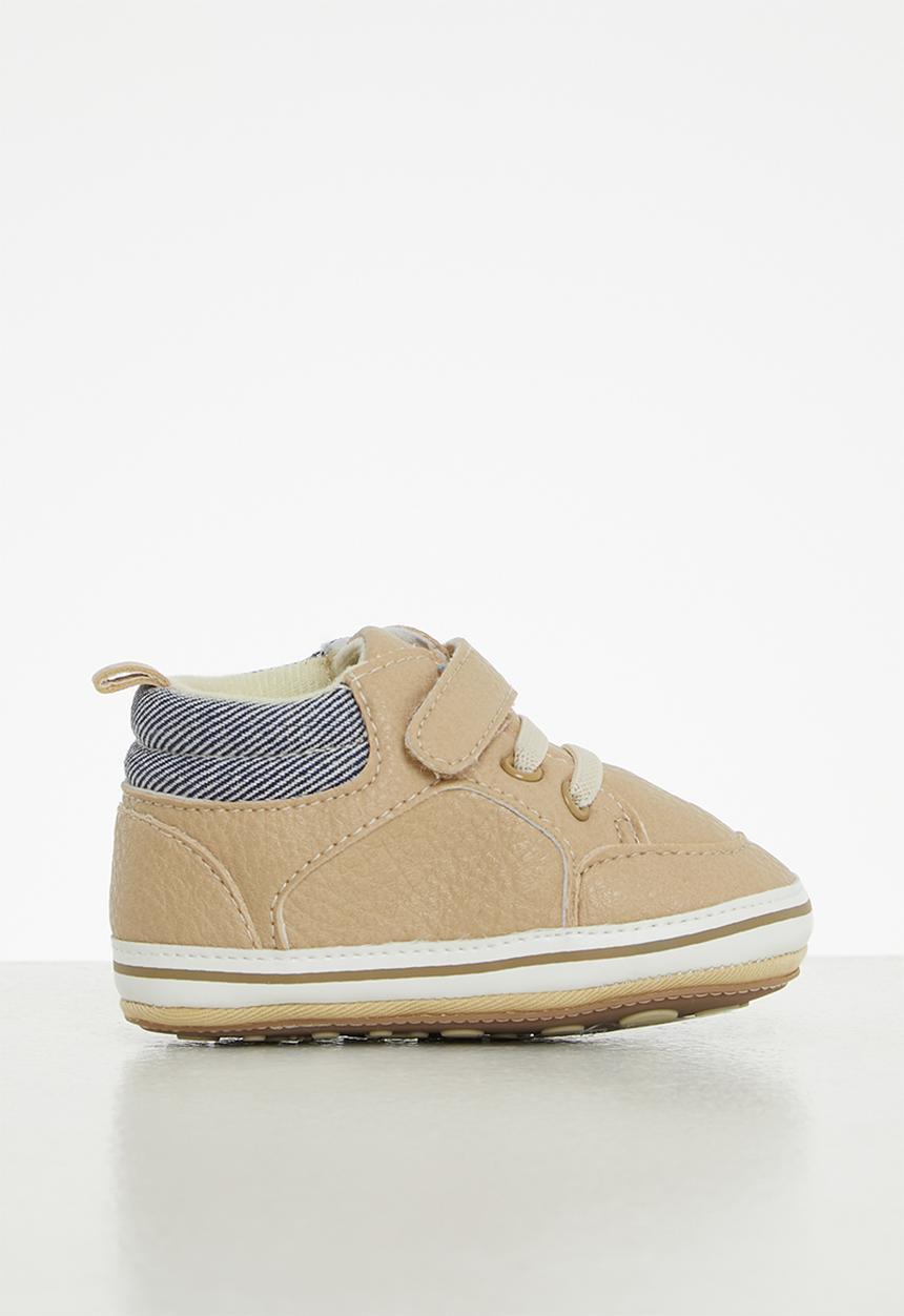 Pop Candy - Hi top soft sole sneaker - stone