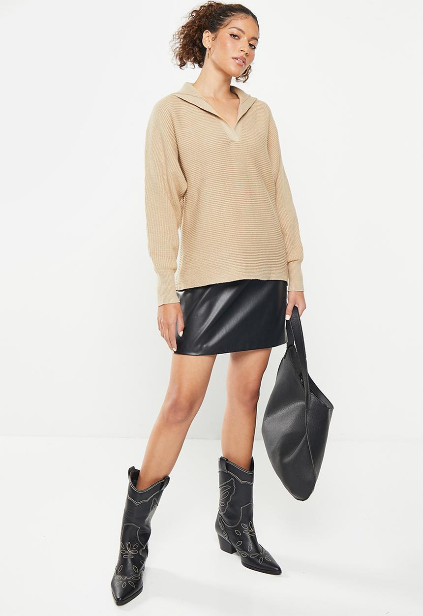 dailyfriday - V-neck collared jumper - tan