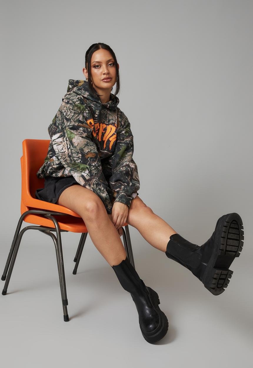 Factorie - Trophy graphic slouchy hoodie - forest/warped energy