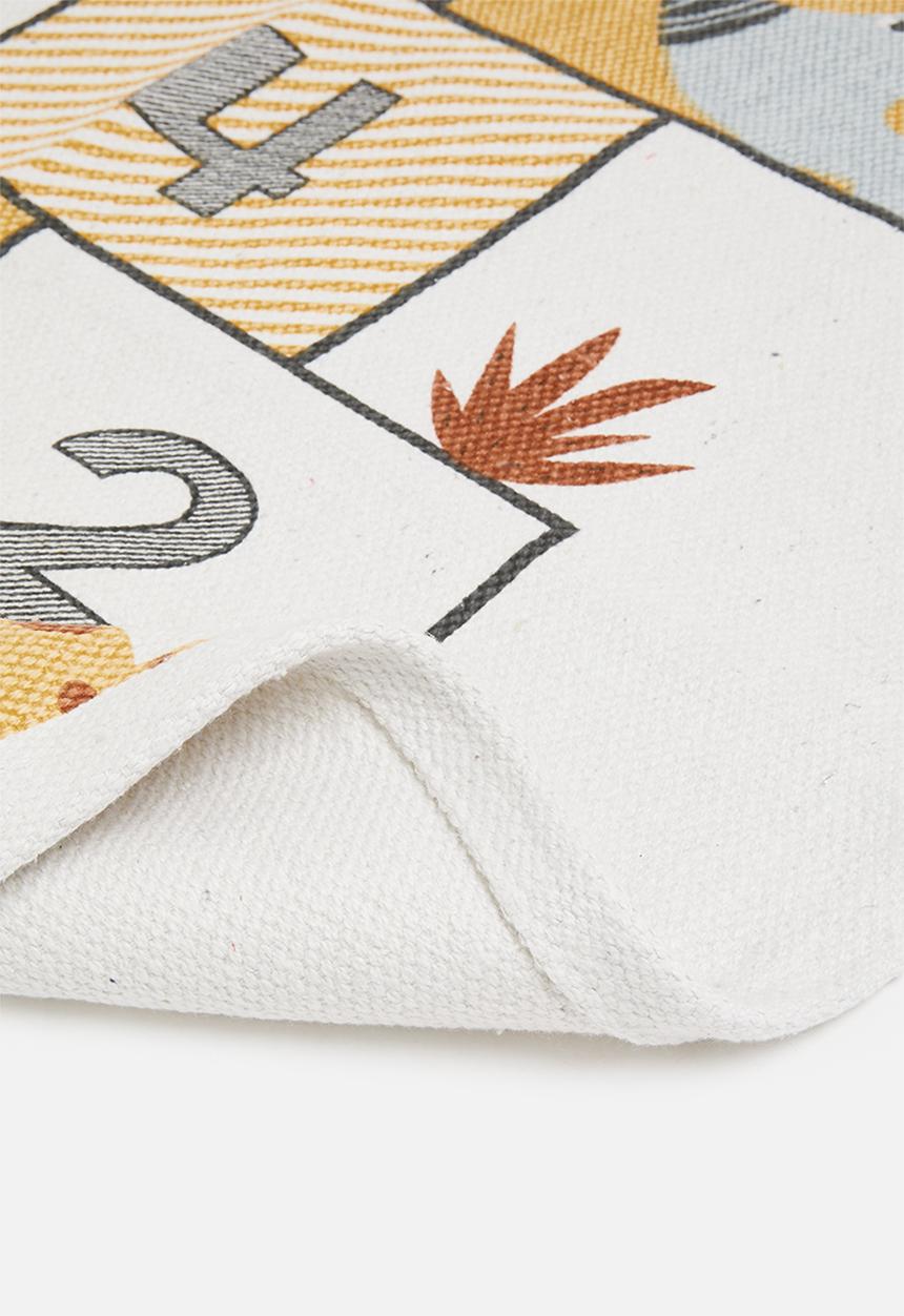 H&S - Hopscoth rug - multi