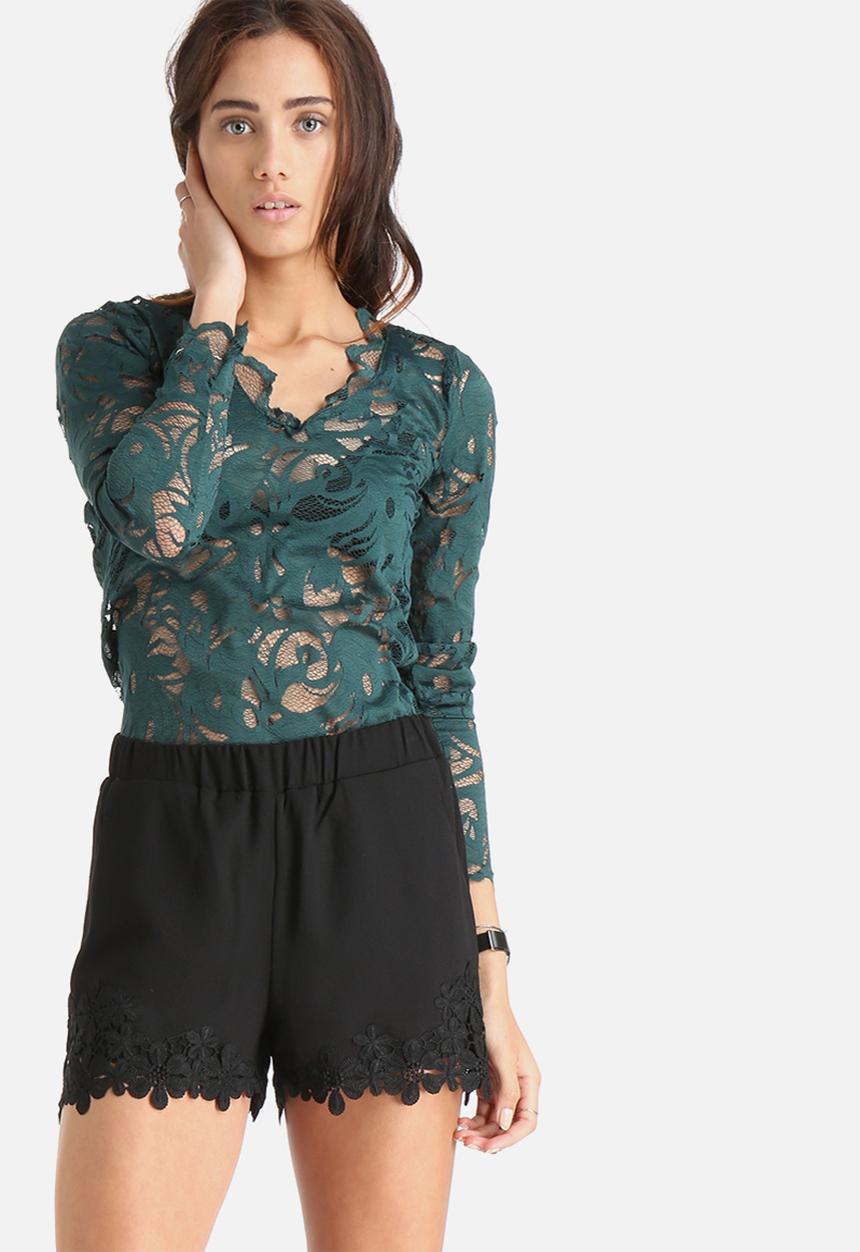 Vero Moda - Amanda Lace Top