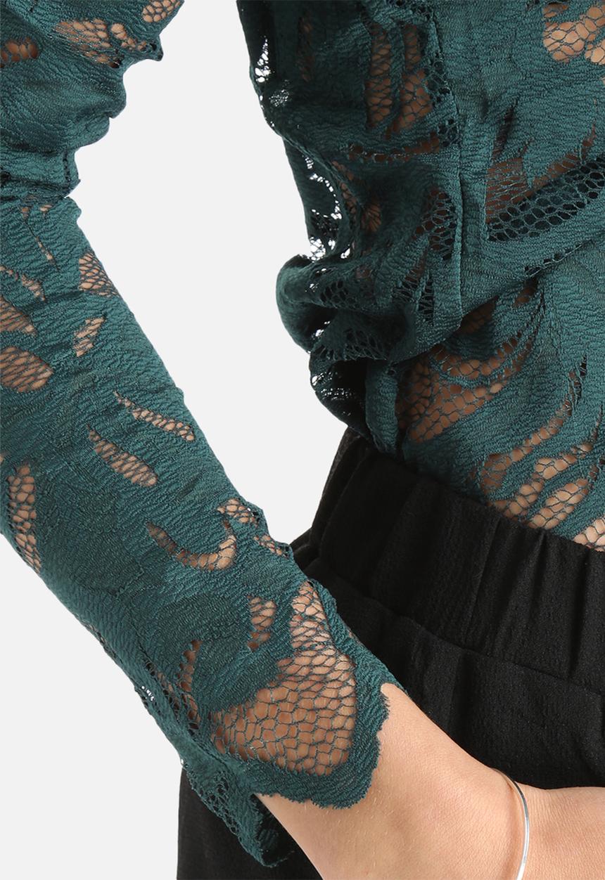 Vero Moda - Amanda Lace Top