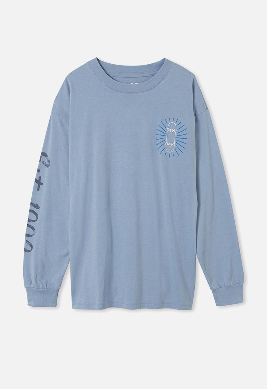 Cotton On - Long sleeve drop shoulder tee - dusty blue/skate high fives