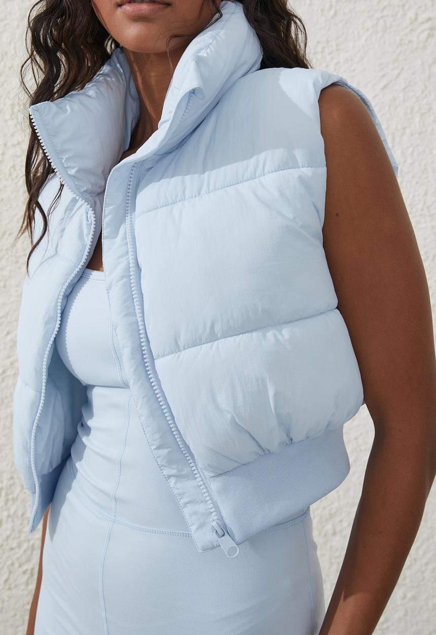 Cotton On - The mother cropped puffer vest - silky blue