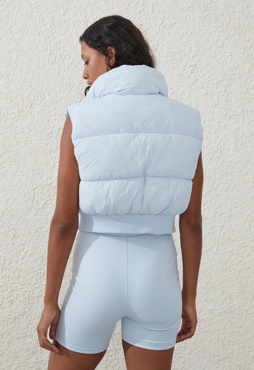 Cotton On - The mother cropped puffer vest - silky blue
