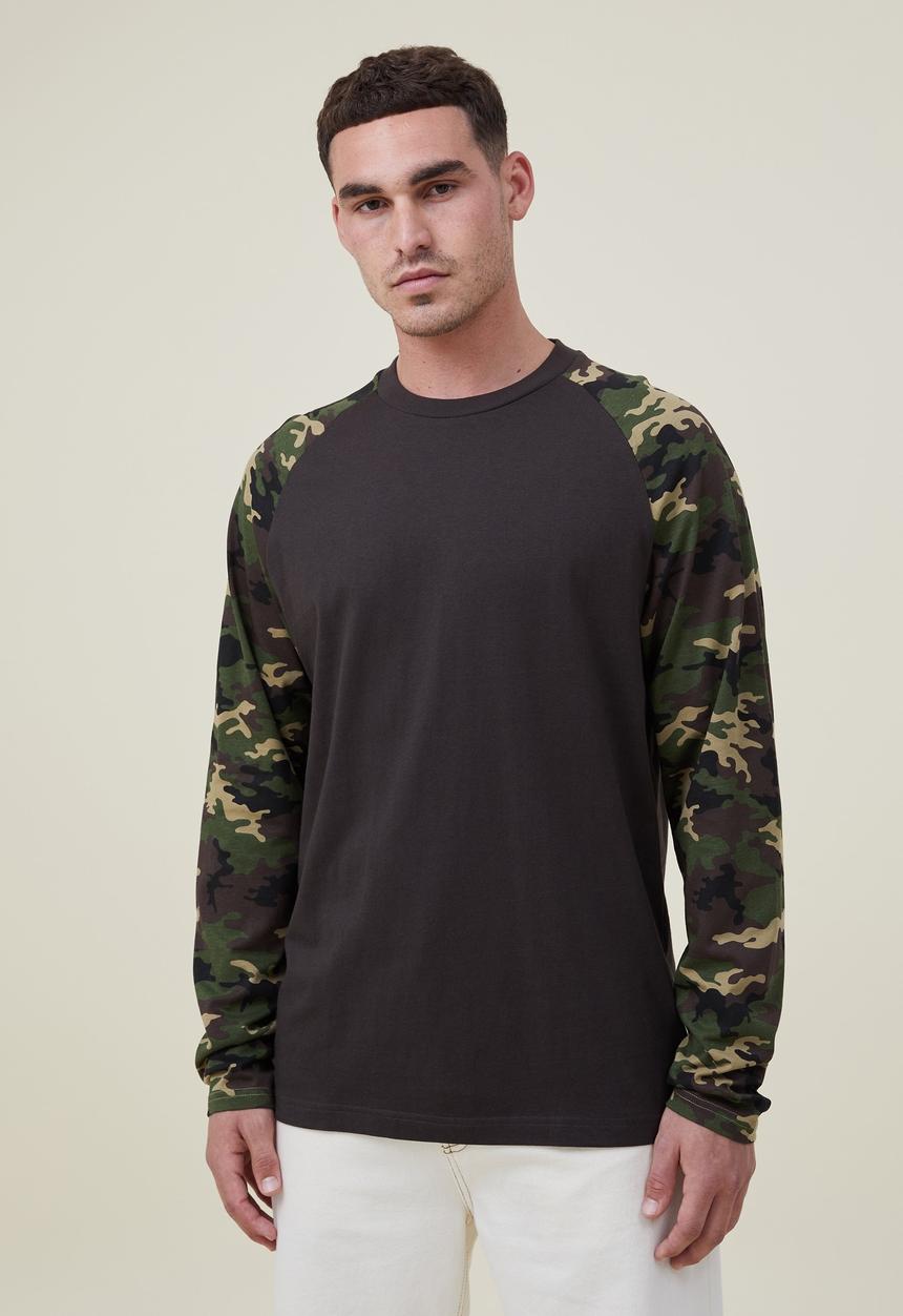 Cotton On - Raglan long sleeve T-Shirt - black/camo 
