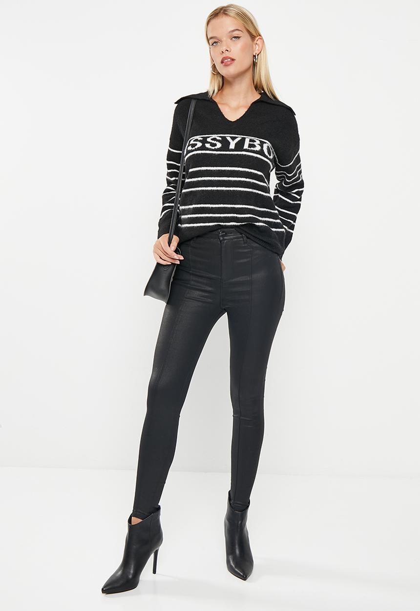 SISSY BOY - Ajay: slouchy, open collar knitted sweater - black & white