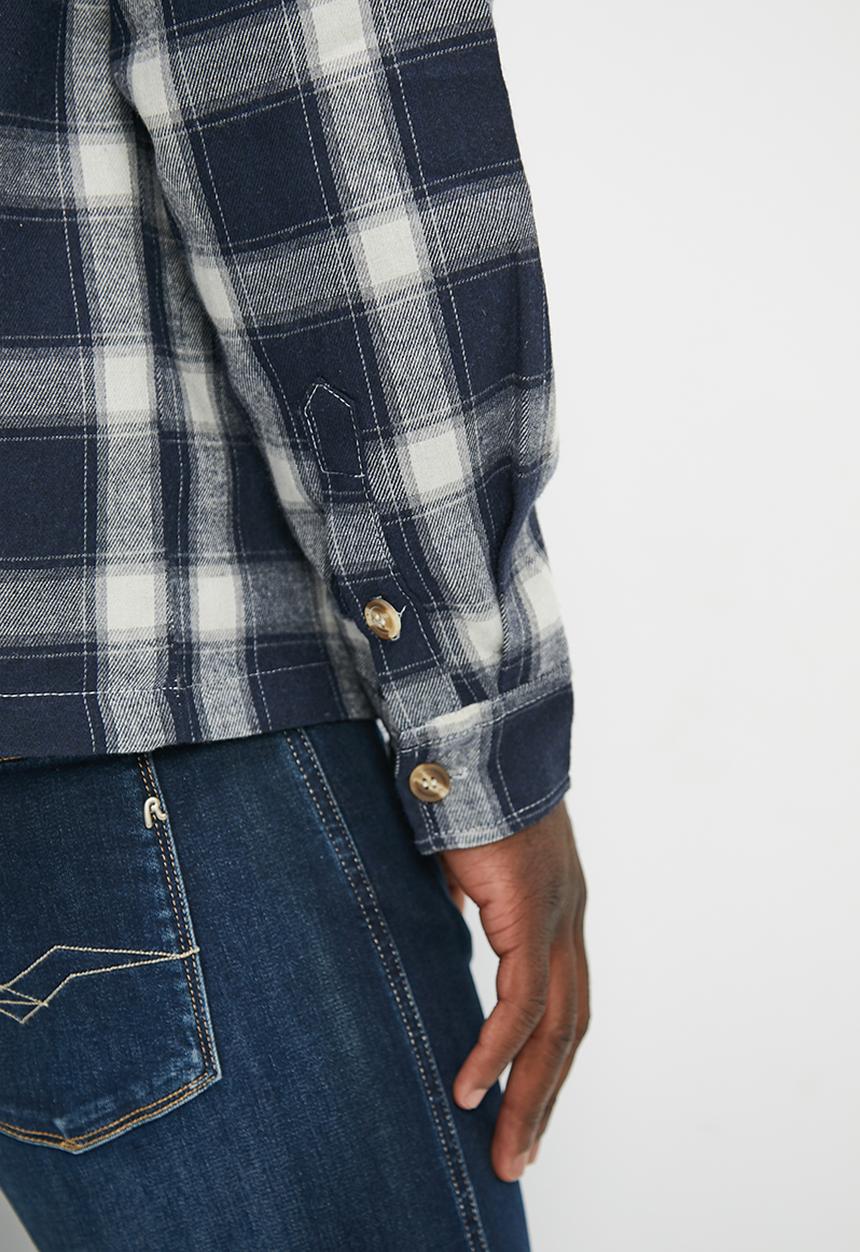 Lark & Crosse - Pocket detail check shirt - navy multi