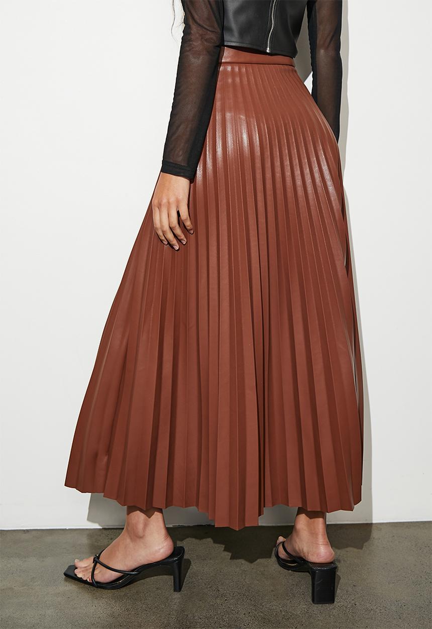 Superbalist - Pu pleated skirt - tobacco