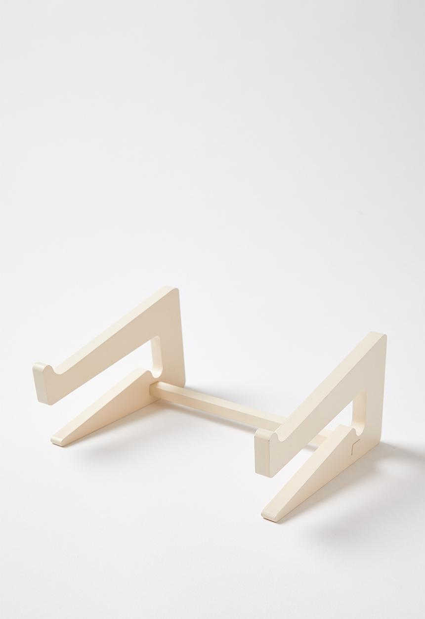 Typo - Collapsible laptop stand - ecru