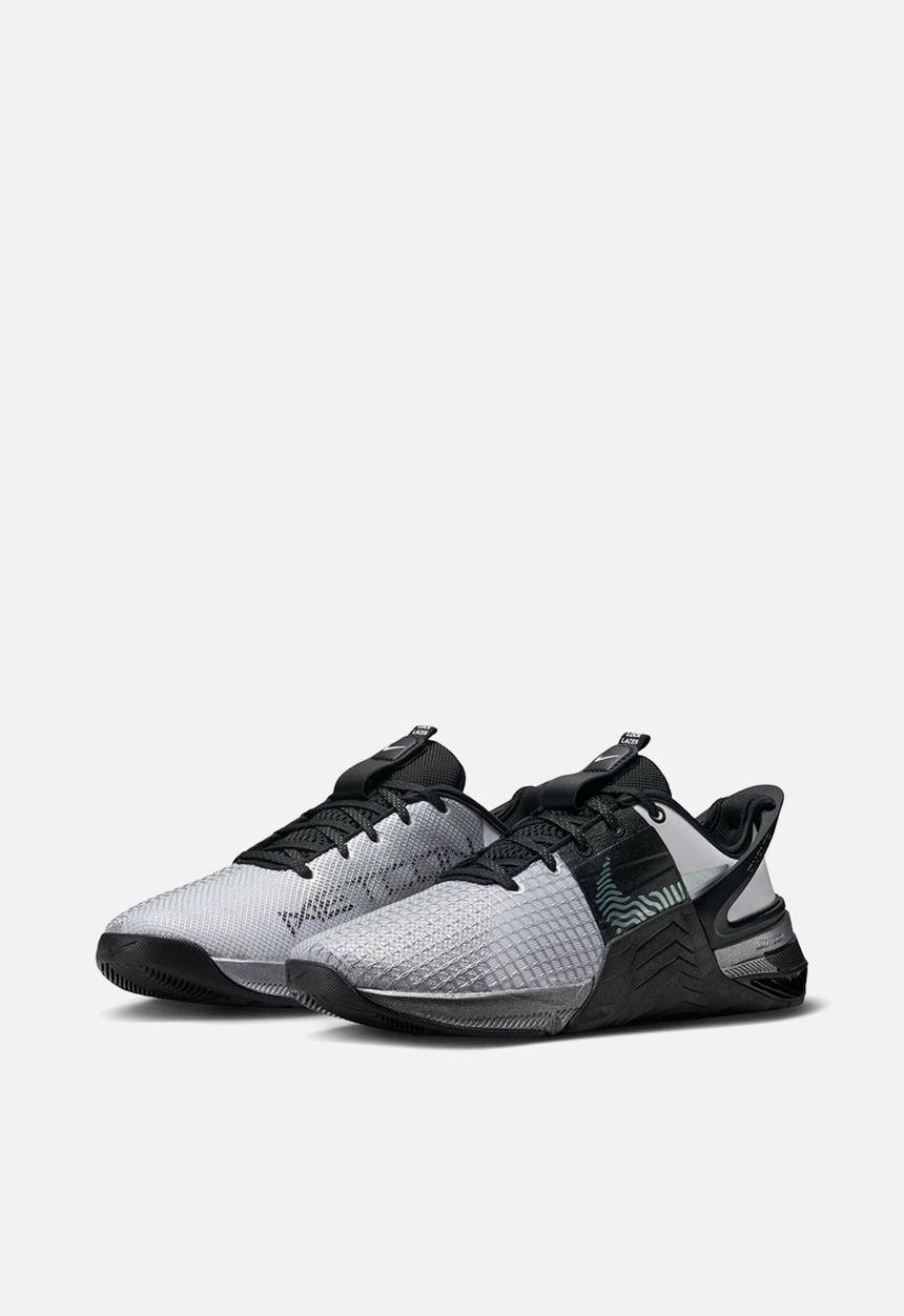 Nike - Metcon 8 Flyease Premium