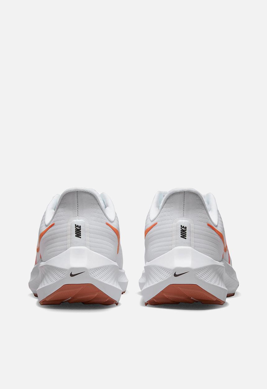 Nike - Air Zoom Pegasus 39