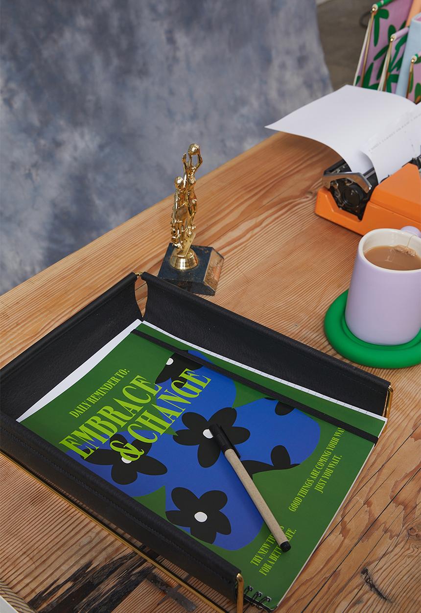 Typo - Recycled mix pu desk tray - black