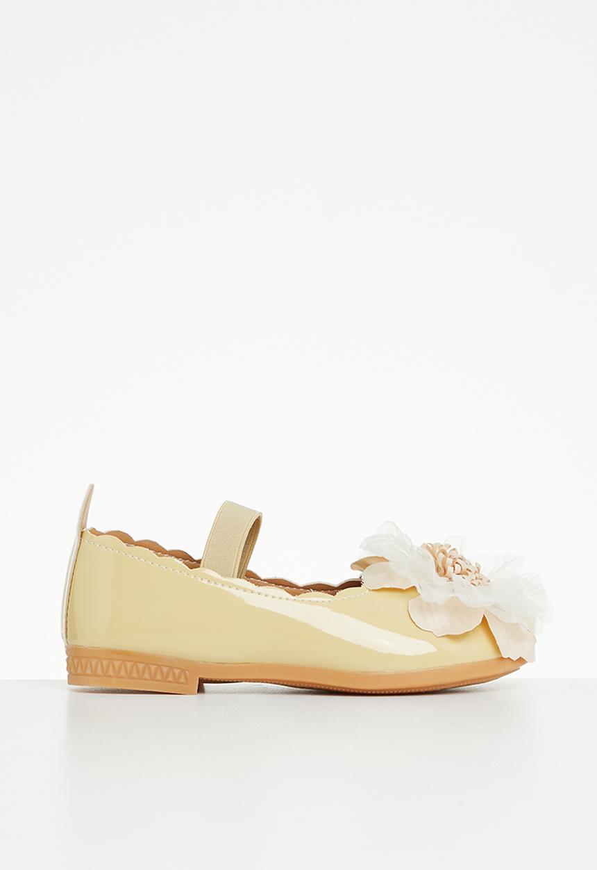 Pop Candy - Girl pump with flower - yellow