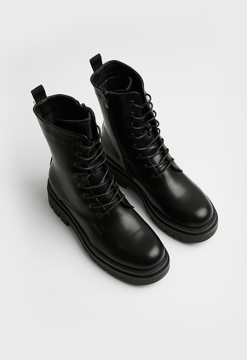 Madison® - Kiki lace-up boot - black