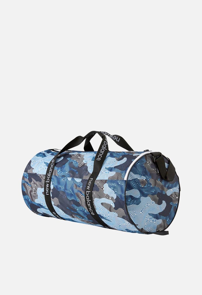 New Balance  - Opp core m duffel- blue print