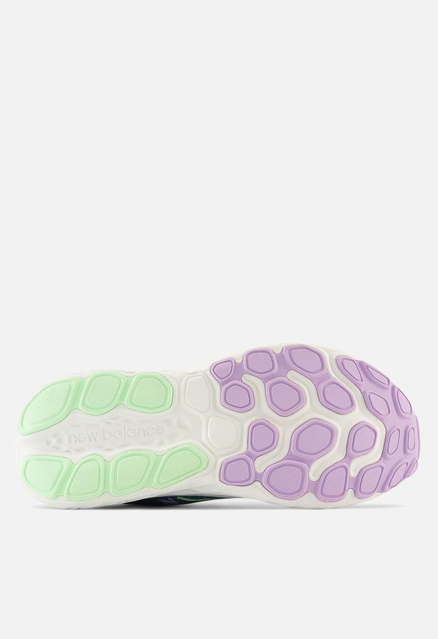 New Balance  - Fresh Foam x Evoz V3