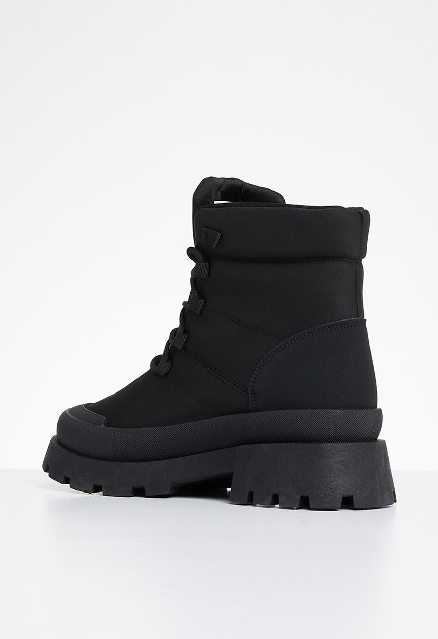 Superbalist - Ruby lace up boot - black