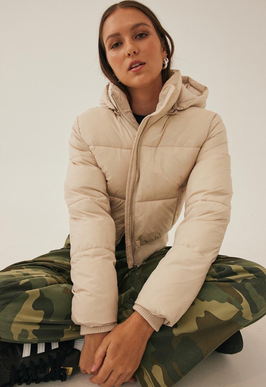 Supré  - Kai cropped puffer jacket - cookies and cream