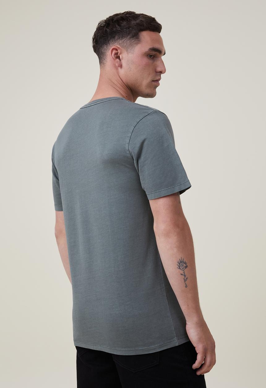 Cotton On - Organic regular fit crew T-shirt - duffle green