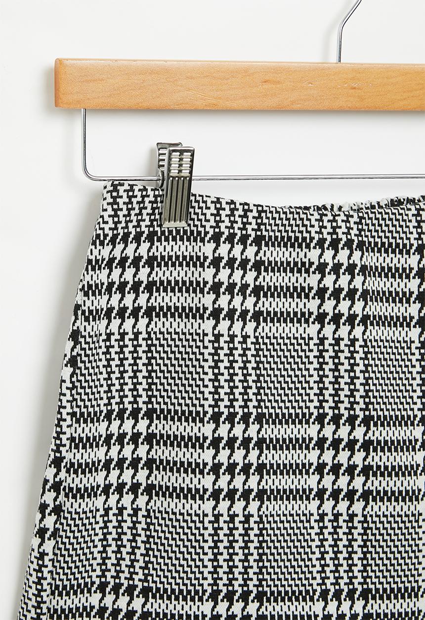 Superbalist - Check skort - black & white