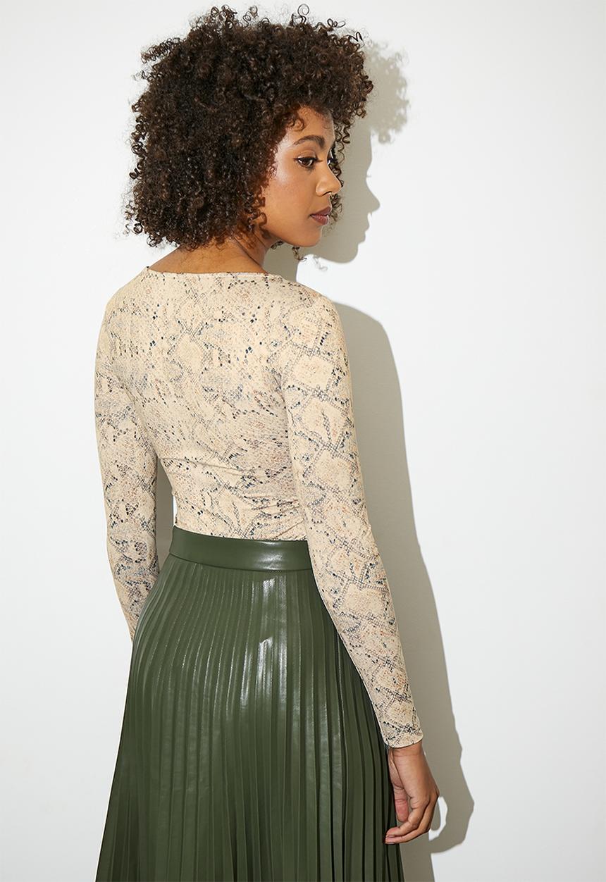 Superbalist - Long sleeve boat neck bodysuit - snake print