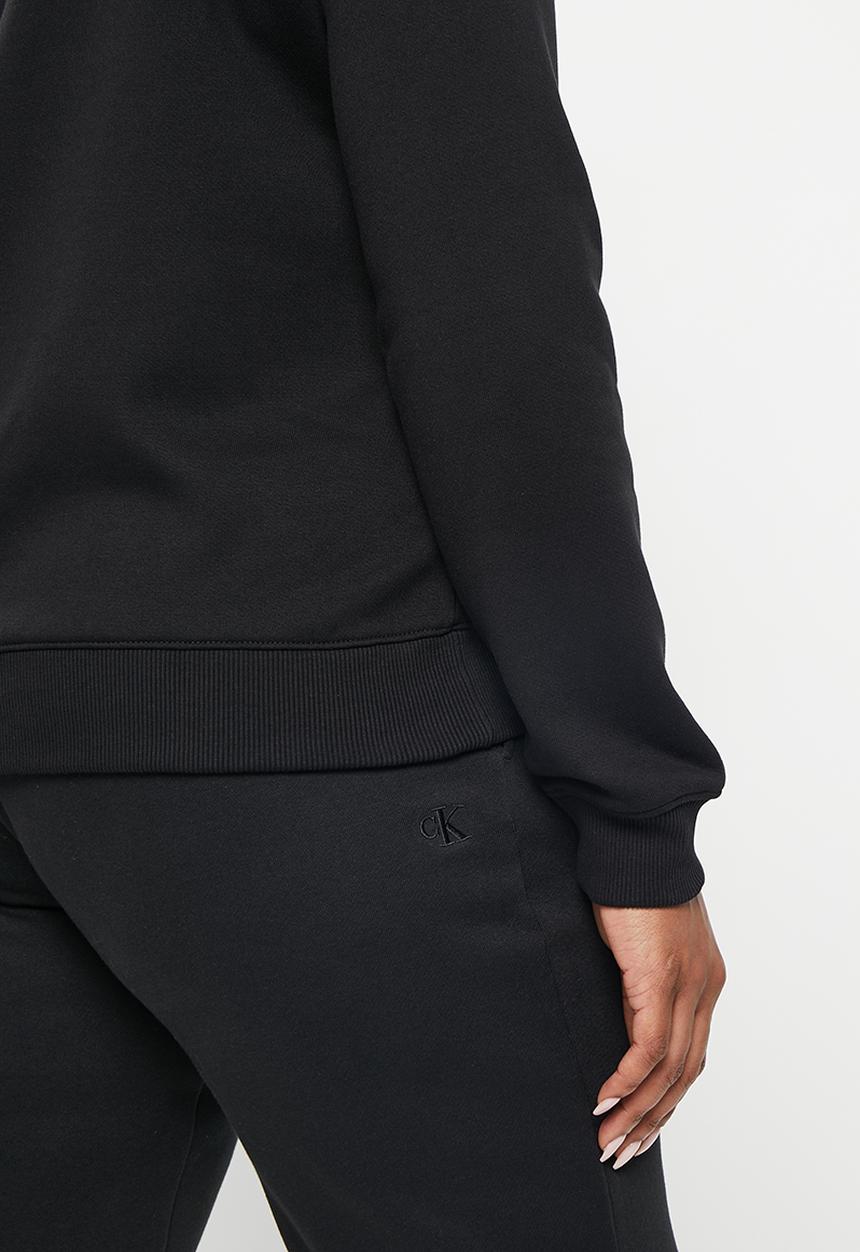 Calvin Klein - Plus monogram logo crew neck - ck black