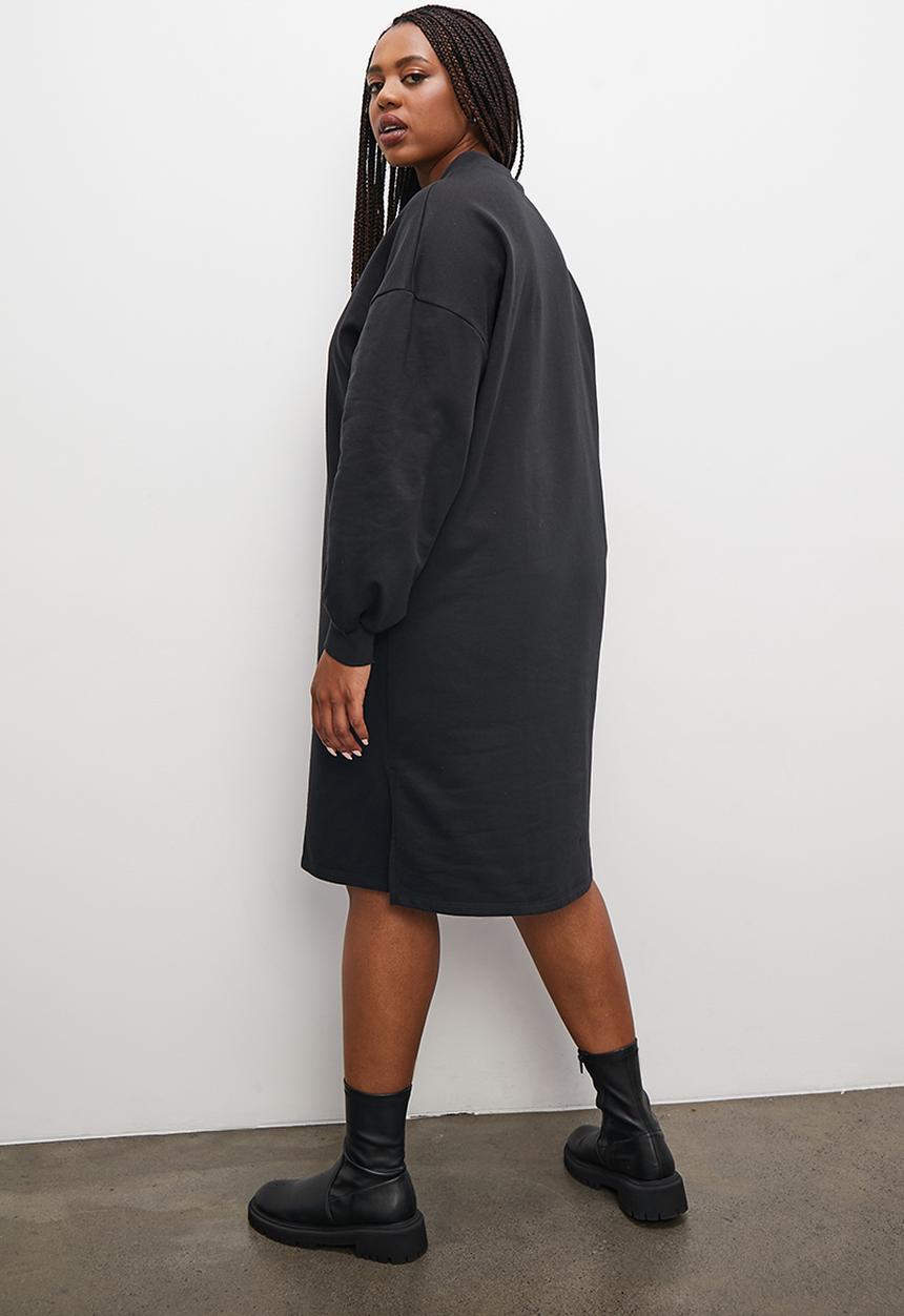 Superbalist - Embroidered sweat dress - black