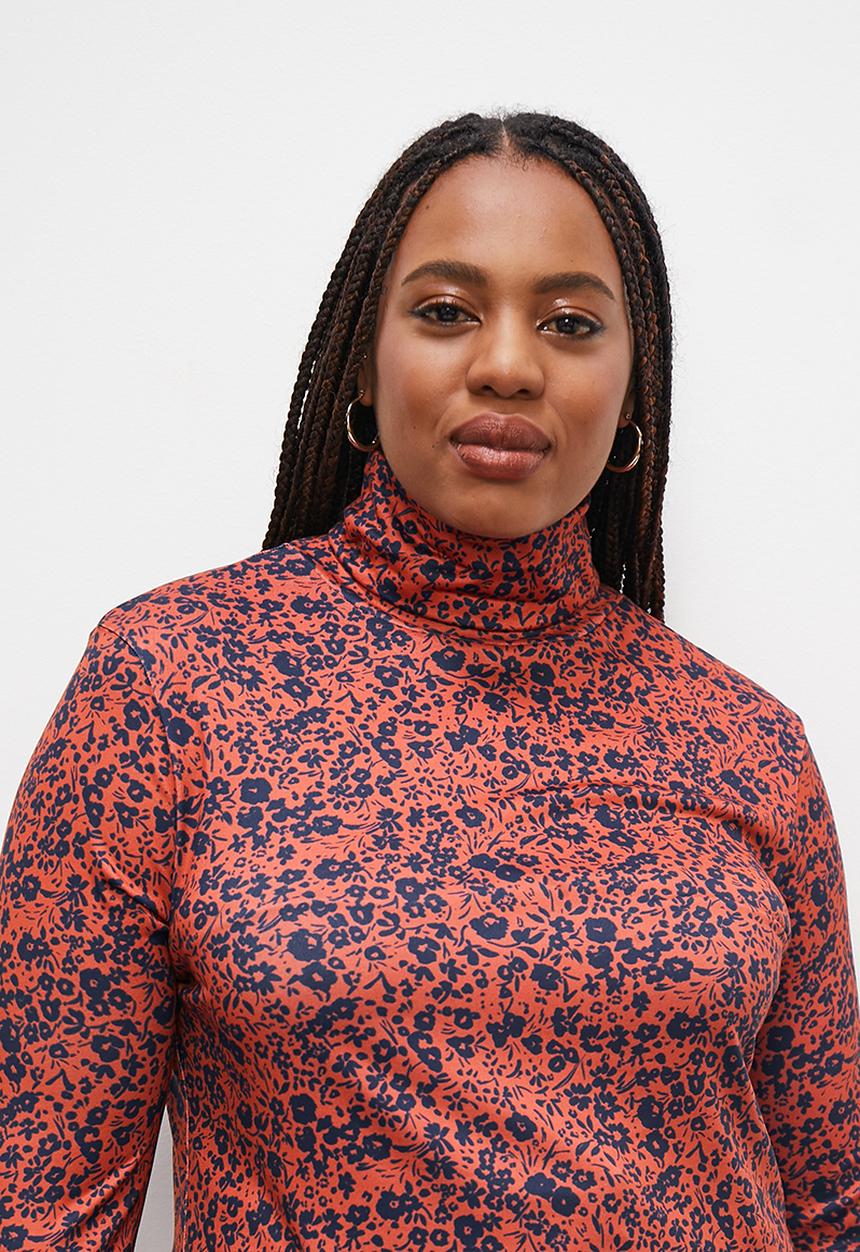 Superbalist - Printed poloneck tee - brown & navy