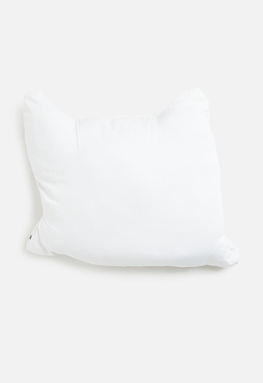 H&S - Cat shape cushion - tom