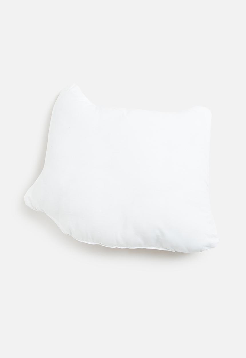 H&S - Cat shape cushion - garfield