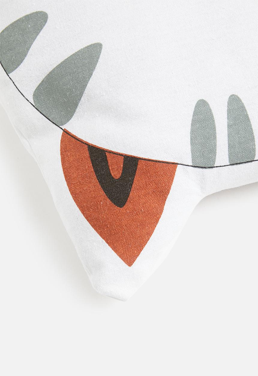 H&S - Cat shape cushion - snowball