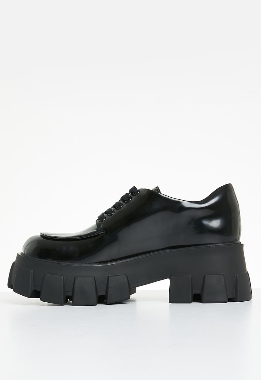 Steve Madden - Meredith brogue - black