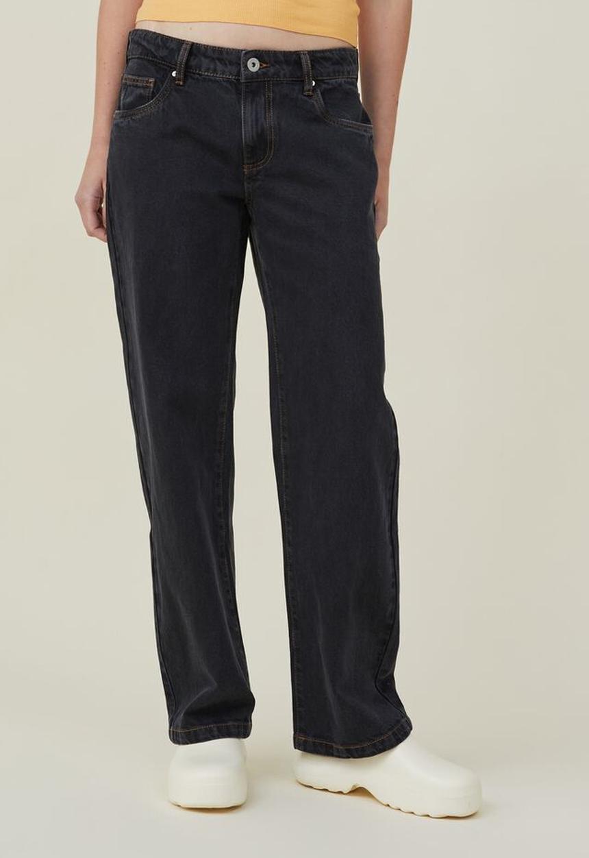 Cotton On - Low rise straight jean asia fit - black ink