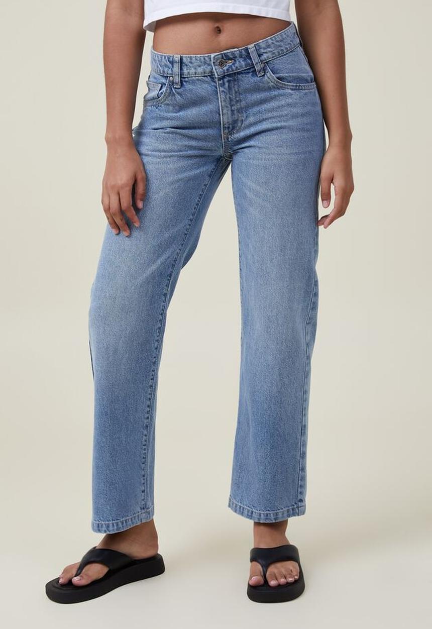 Cotton On - Low rise straight jean asia fit - bells blue