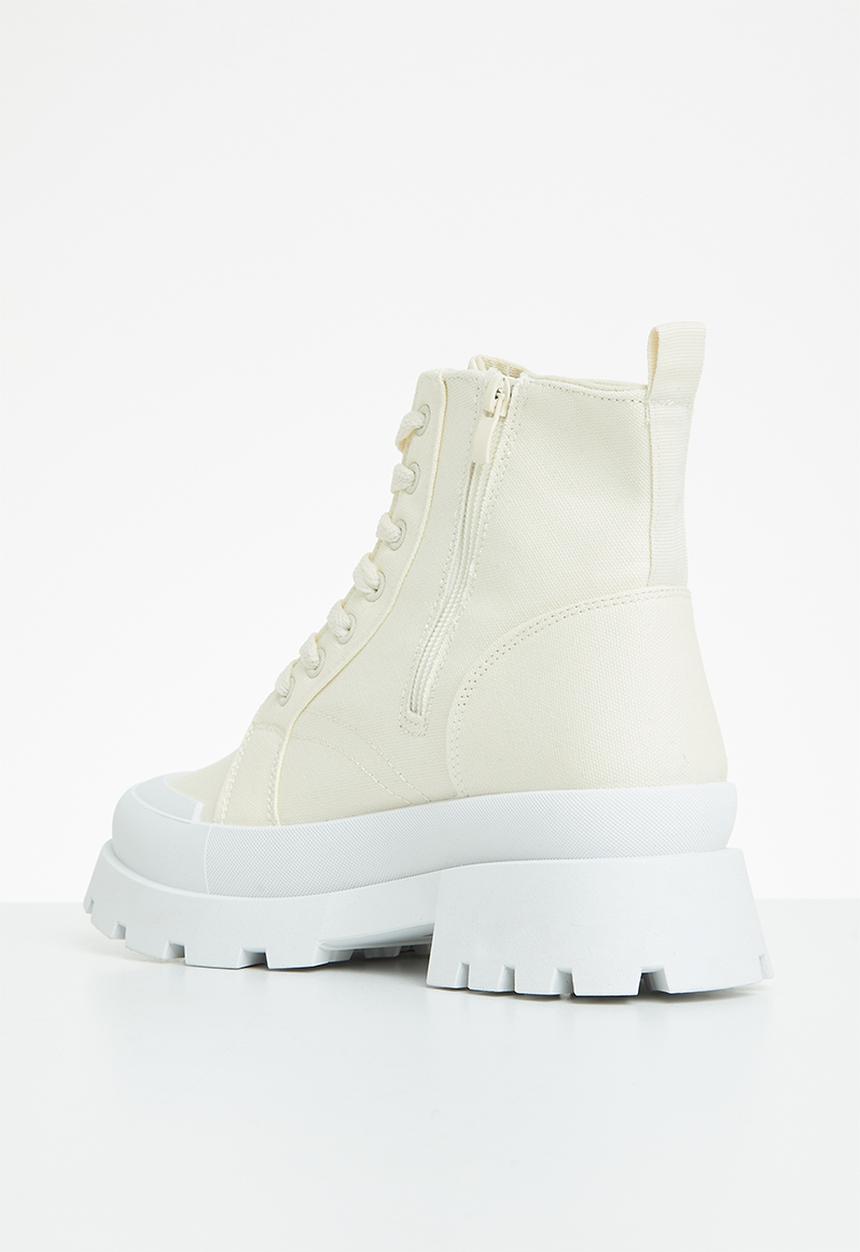Superbalist - Fifi lace up boot - cream