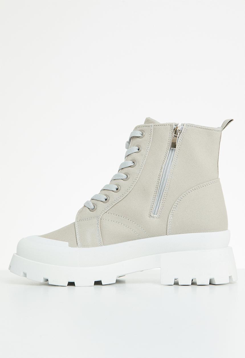 Superbalist - Fifi lace up boot - khaki