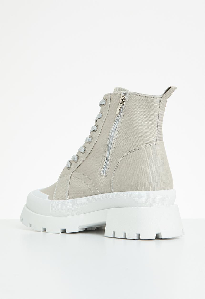 Superbalist - Fifi lace up boot - khaki