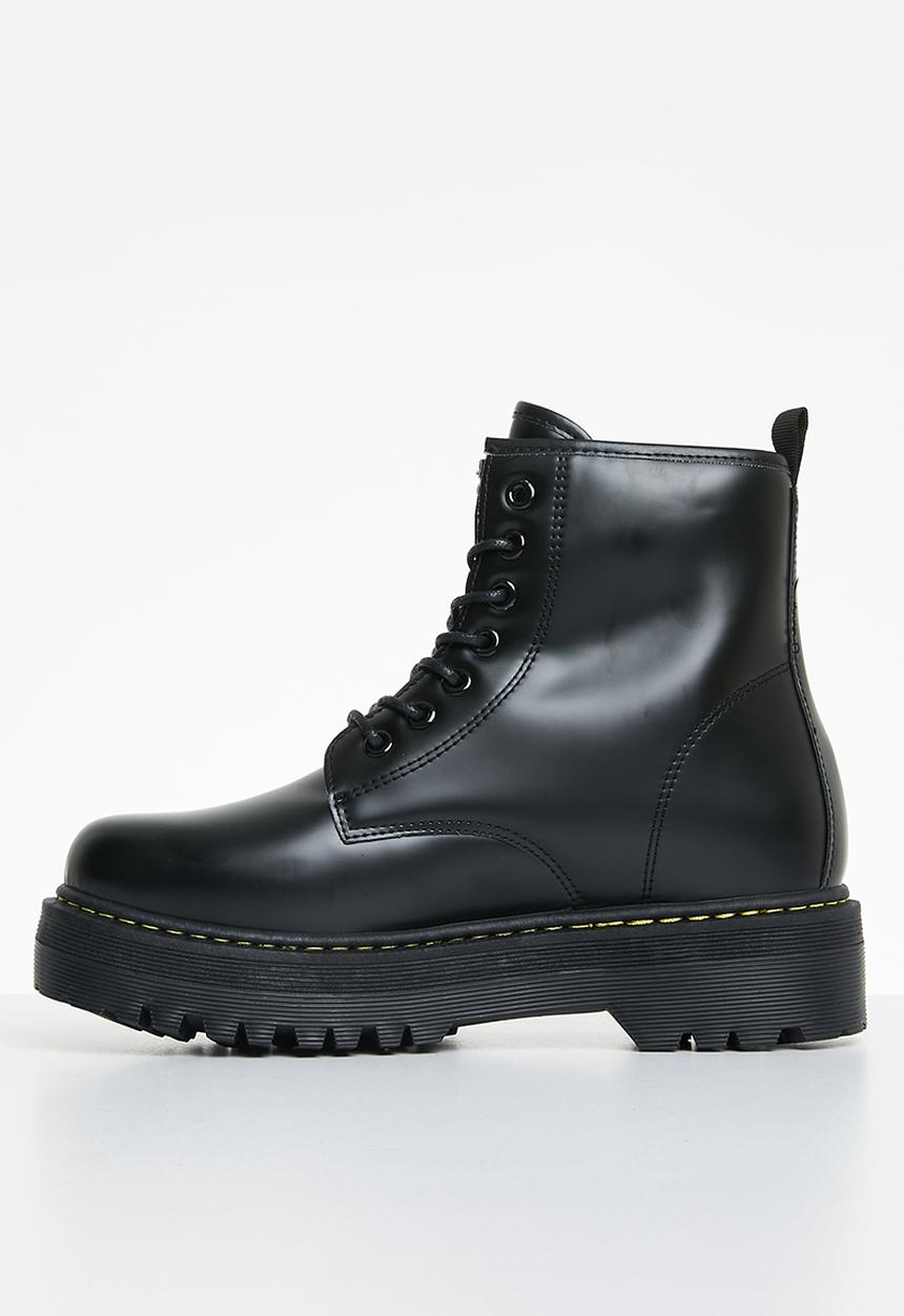 Madison® - Savannah 2 lace-up boot - black