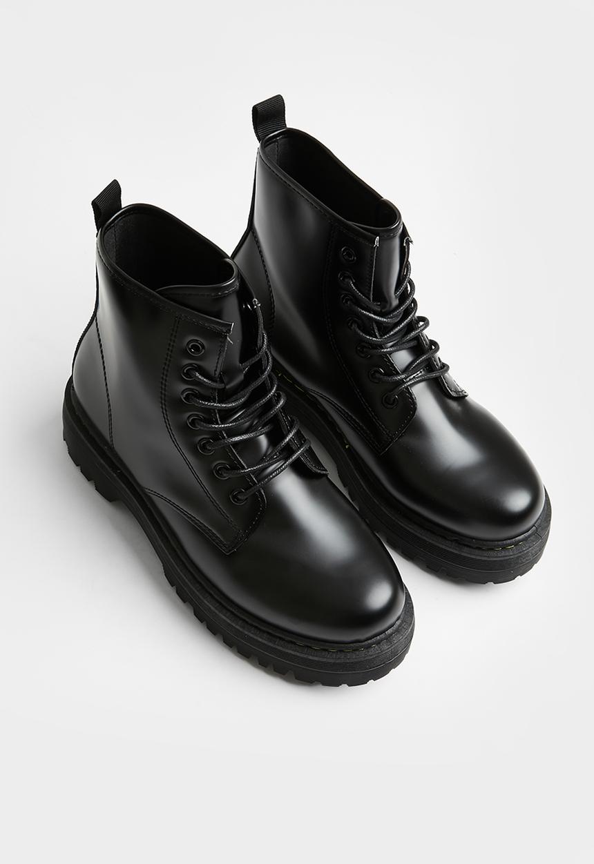 Madison® - Savannah 2 lace-up boot - black