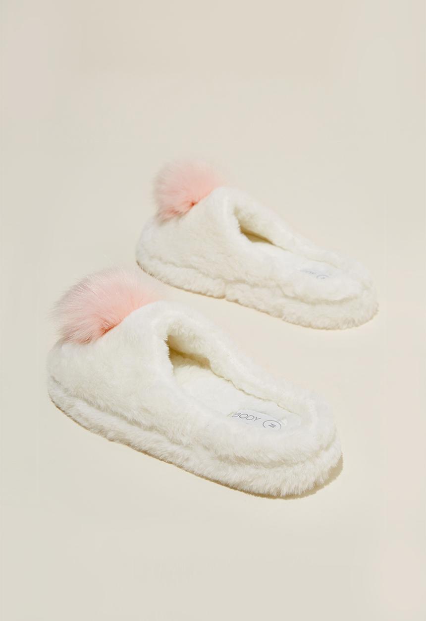 Cotton On - Plush fur scuff slipper - gardenia pink pom pom