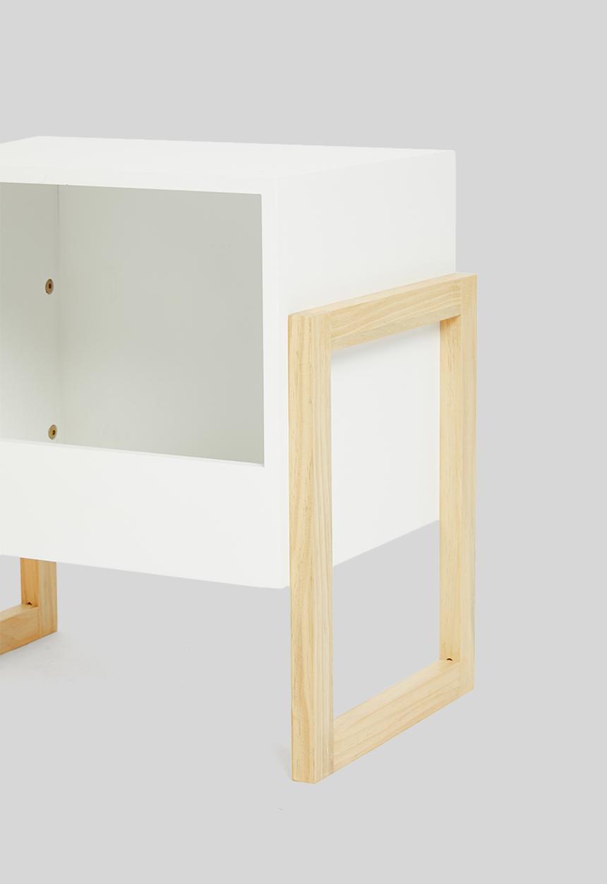 Sixth Floor - Gryphon stackable pedestal - white