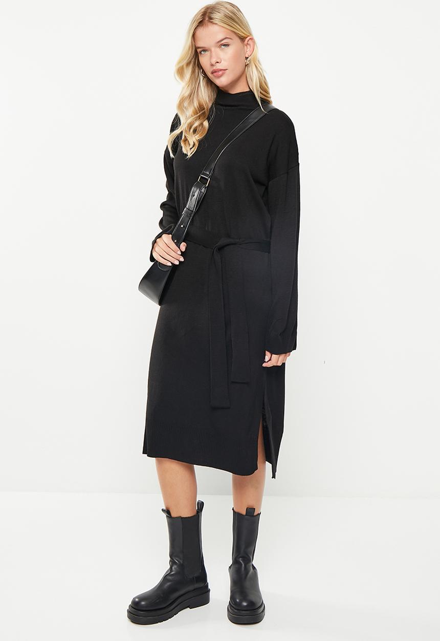 Trendyol - Belted knit dress - black