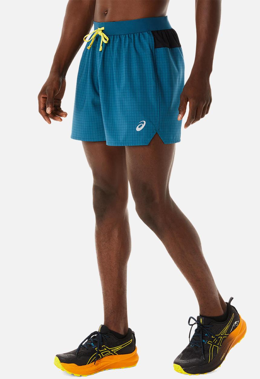 ASICS - Fujitrail logo short - ink teal/golden yellow