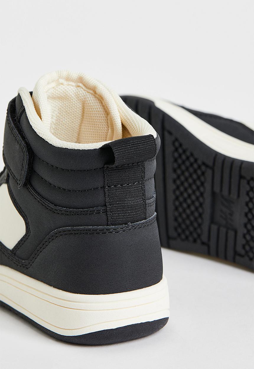 H&M - Hi-top trainers - black/white