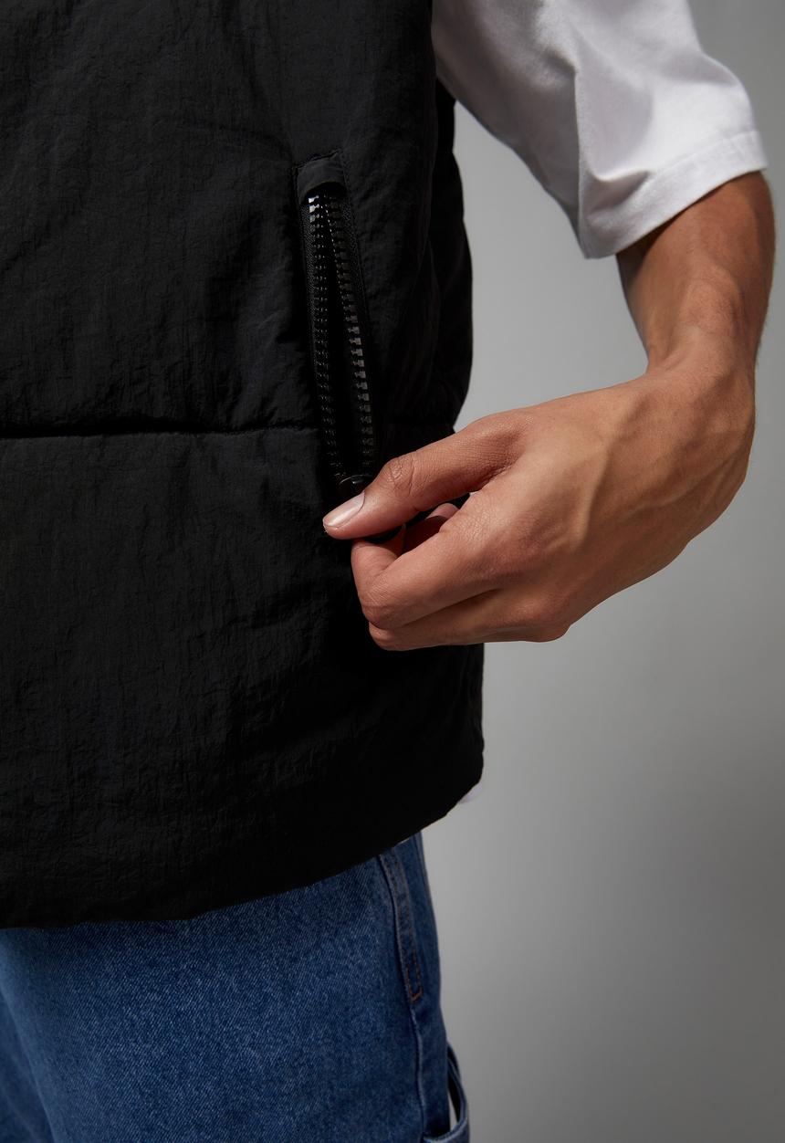 Cotton On - Street puffer vest - black 